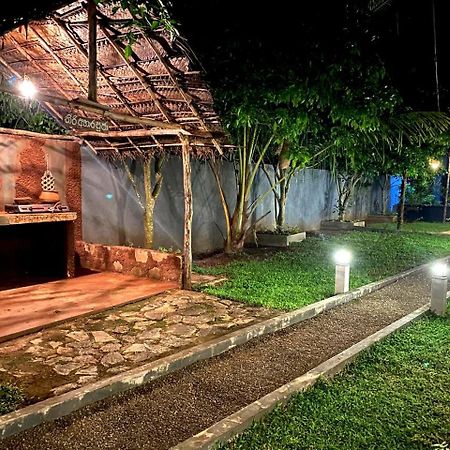 Athyantha Resort Anuradhapura Ngoại thất bức ảnh