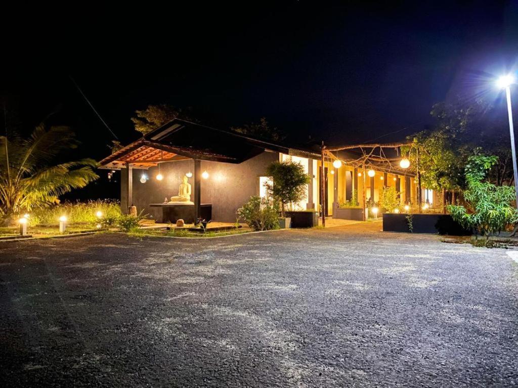 Athyantha Resort Anuradhapura Ngoại thất bức ảnh